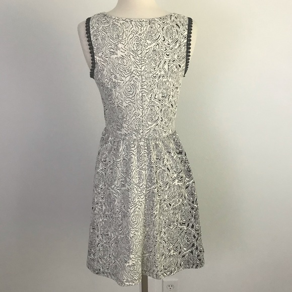Stitch Fix Le Lis Black & White Floral Dress XS - Picture 6 of 8